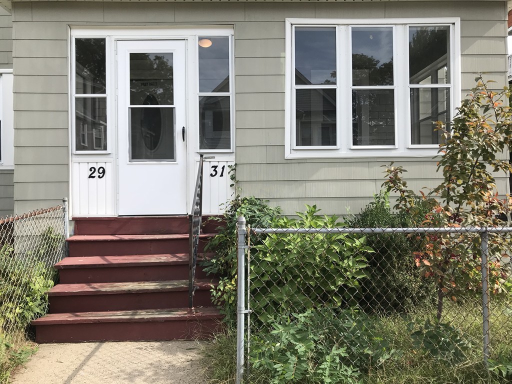 31 Dearborn Street Springfield, MA 01109 - Photo 1 of 10 Gallery Image 1