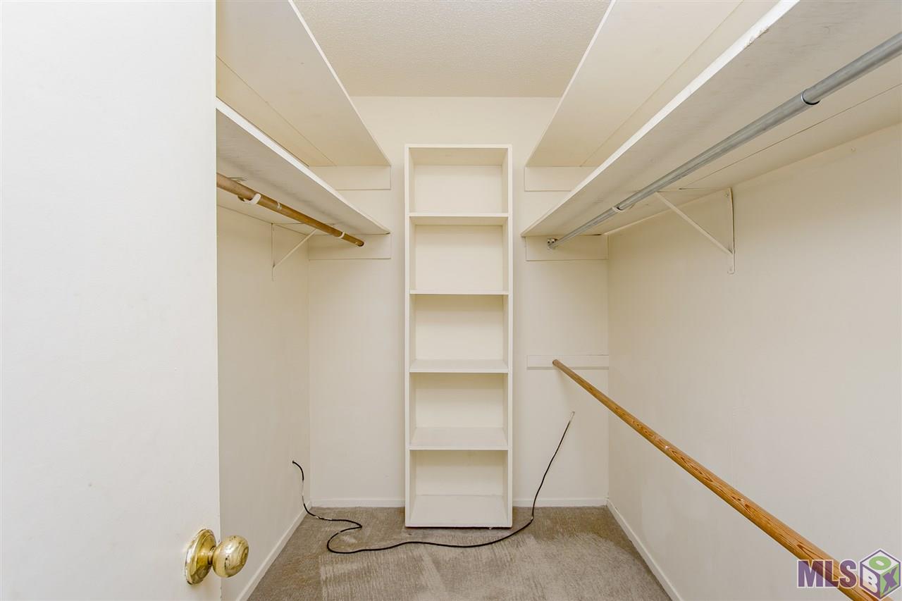 4421 Downing Drive Baton Rouge, LA 70809 - Photo 15 of 23 Master Closet