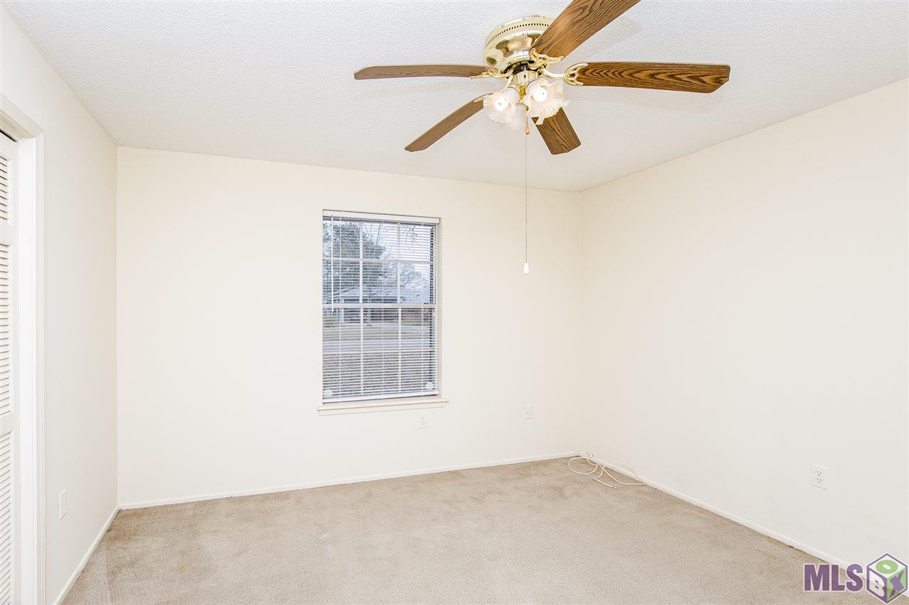 4421 Downing Drive Baton Rouge, LA 70809 - Photo 8 of 23 Bedroom 3