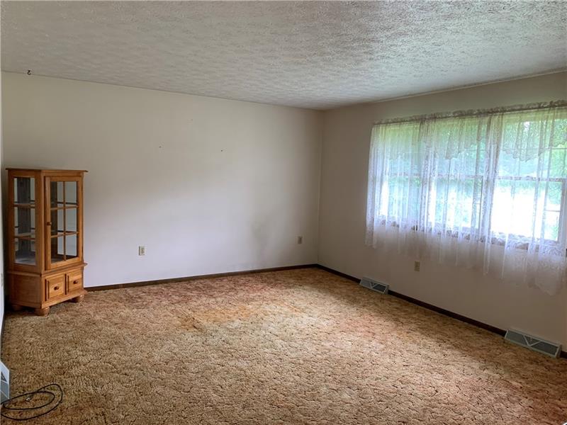 606 New Castle Road Slippery Rock, PA 16057 - Photo 2 of 13