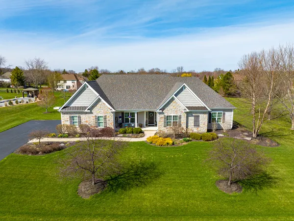 $749,900 | 40-w699 Maplehurst Lane, Hampshire, IL 60140
