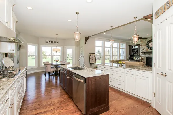 $749,900 | 40-w699 Maplehurst Lane, Hampshire, IL 60140