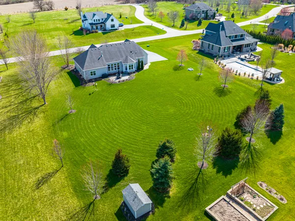 $749,900 | 40-w699 Maplehurst Lane, Hampshire, IL 60140