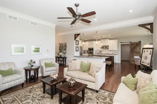 $749,900 | 40-w699 Maplehurst Lane, Hampshire, IL 60140