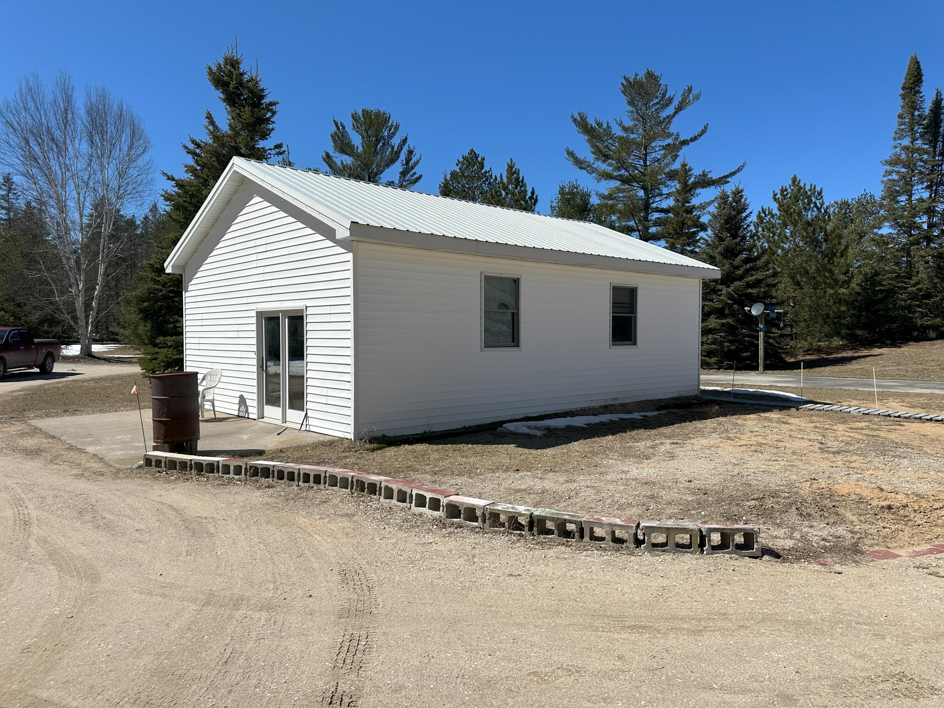 6524 Timber Lost Road Paradise, MI 49768 - Photo 6 of 64 Gallery Image 6