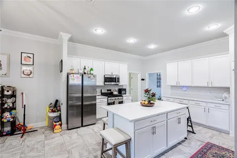 $379,000 | 7413 Silverado Drive, Marrero, LA 70072