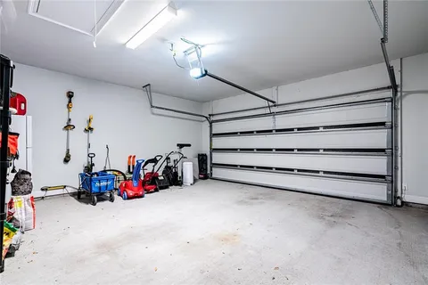 $379,000 | 7413 Silverado Drive, Marrero, LA 70072