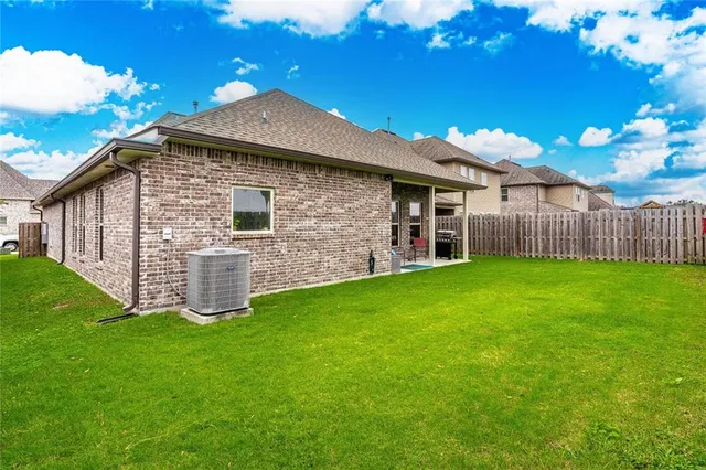 $379,000 | 7413 Silverado Drive, Marrero, LA 70072