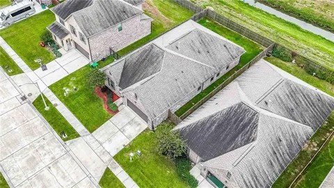 $379,000 | 7413 Silverado Drive, Marrero, LA 70072