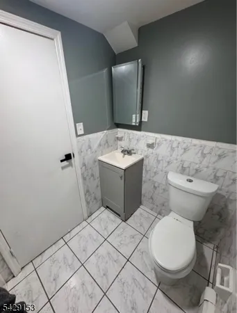 $1,500 | 35 Coit Street, Unit 3, Irvington, NJ 07111