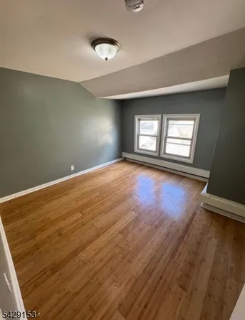 $1,500 | 35 Coit Street, Unit 3, Irvington, NJ 07111