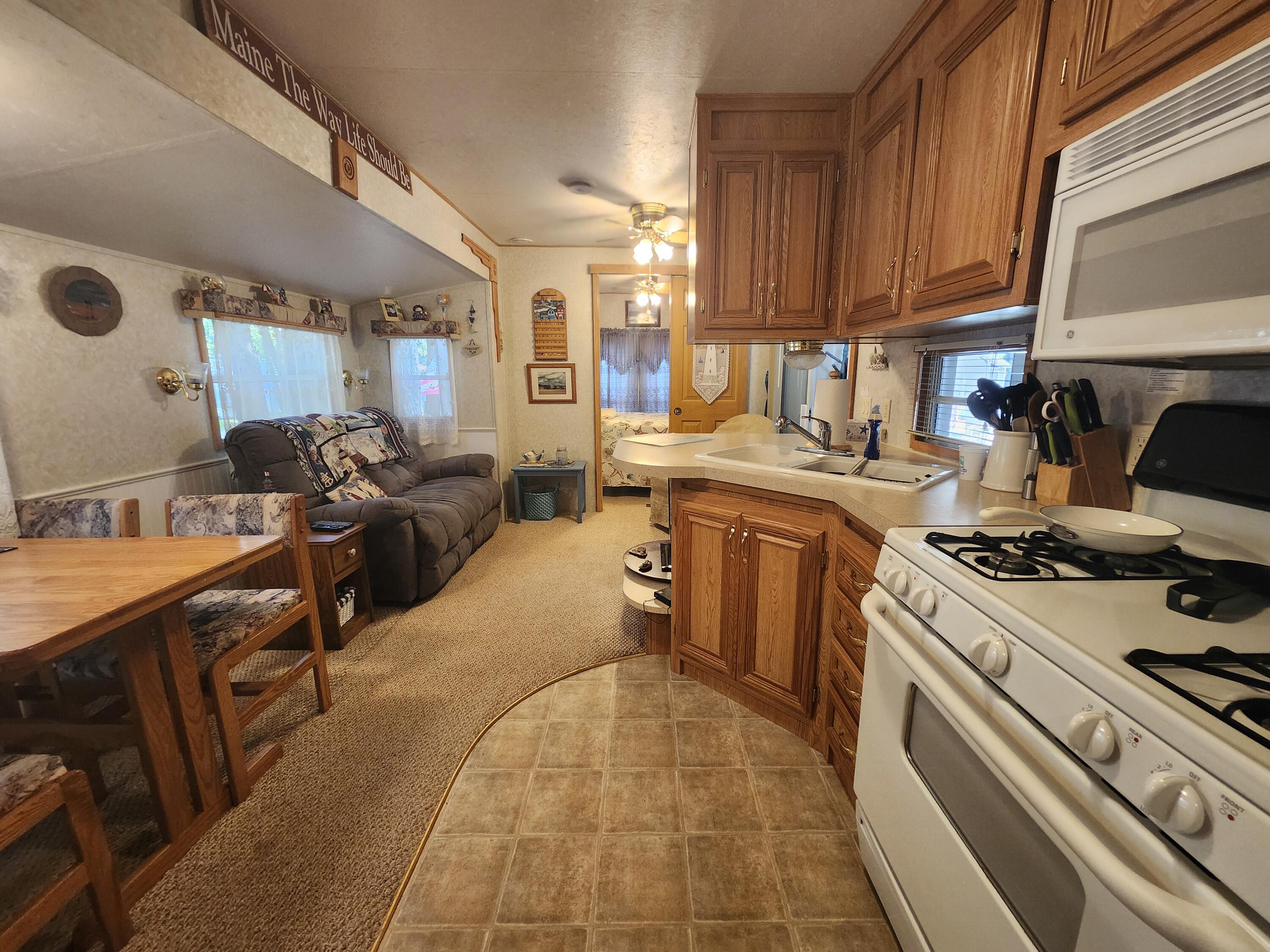 150 Chapel Road, Unit 813 Wells, ME 04090 - Photo 11 of 16 20240726_102944
