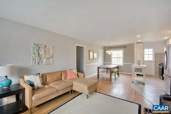 $2,100 | 2420 Barracks Place, Unit 4, Charlottesville, VA 22901