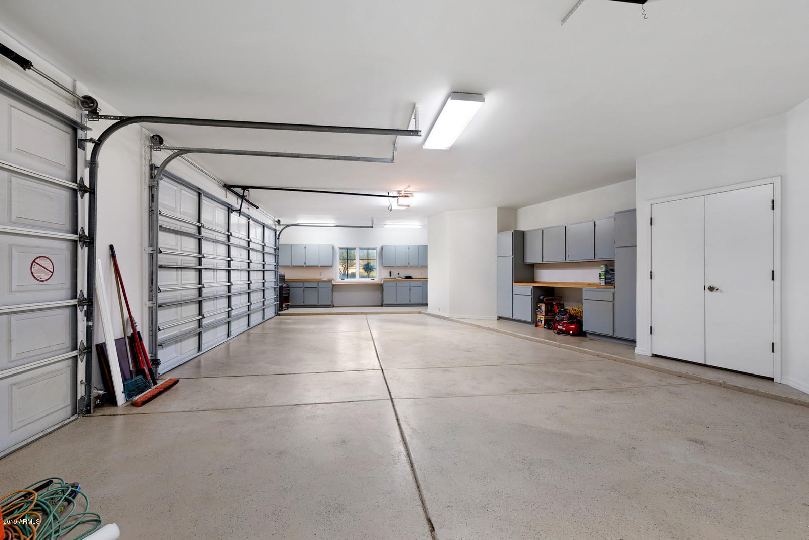 700 North Dobson Road, Unit 23 Chandler, AZ 85224 - Photo 29 of 47 31_31_3_Car_Garage_mls