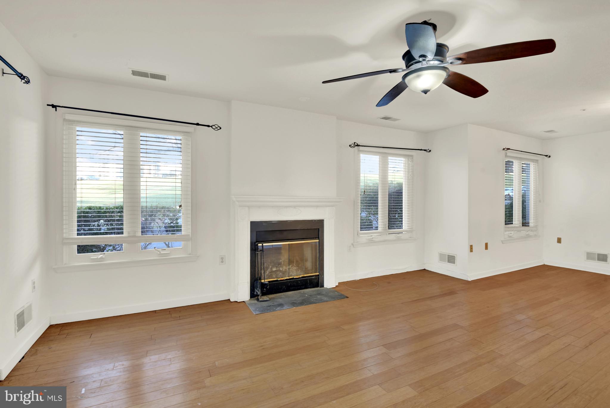 345 Pleasanton Road, Unit A14 Westminster, MD 21157 - Photo 3 of 27