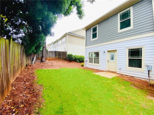 $2,050 | 1089 North Village Drive, Decatur, GA 30032