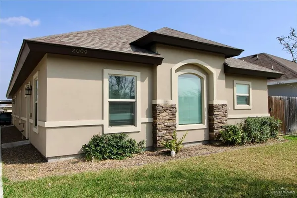$1,200 | 2004 Taft Street, Unit 4, Weslaco, TX 78599