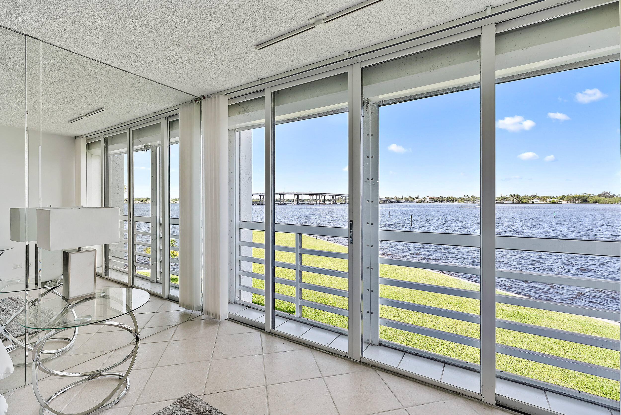 1950 Southwest Palm City Road, Unit 13206 Stuart, FL 34994 - Photo 8 of 21 1950 SW Palm City Rd Unit 13-206 MLS-11