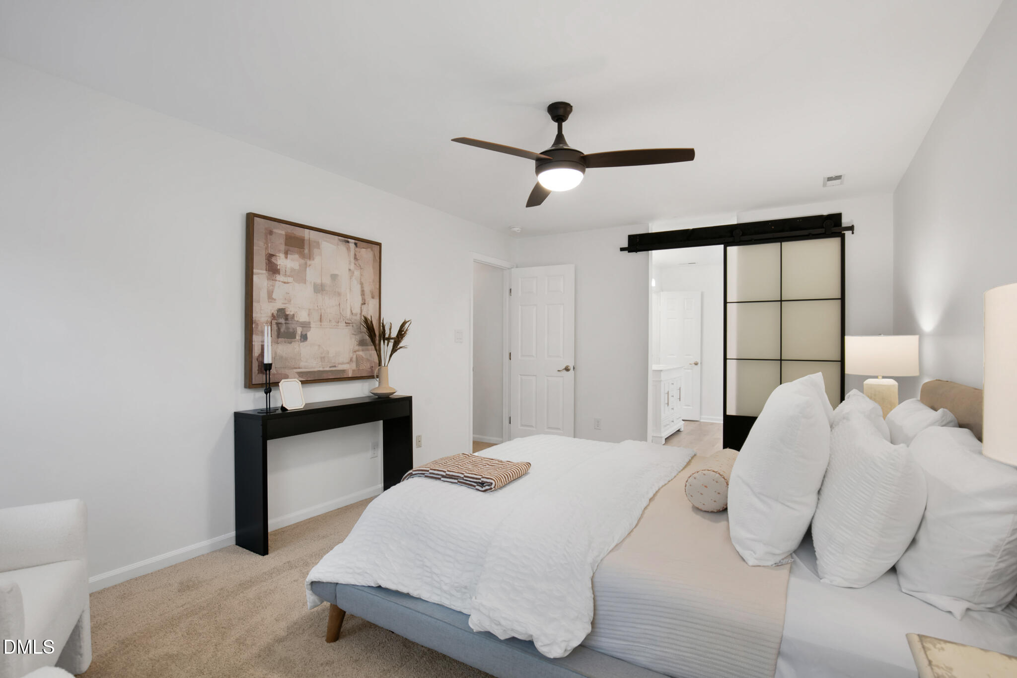 5315 Oakbrook Drive Durham, NC 27713 - Photo 23 of 49 5315oakbrookinteriors-27