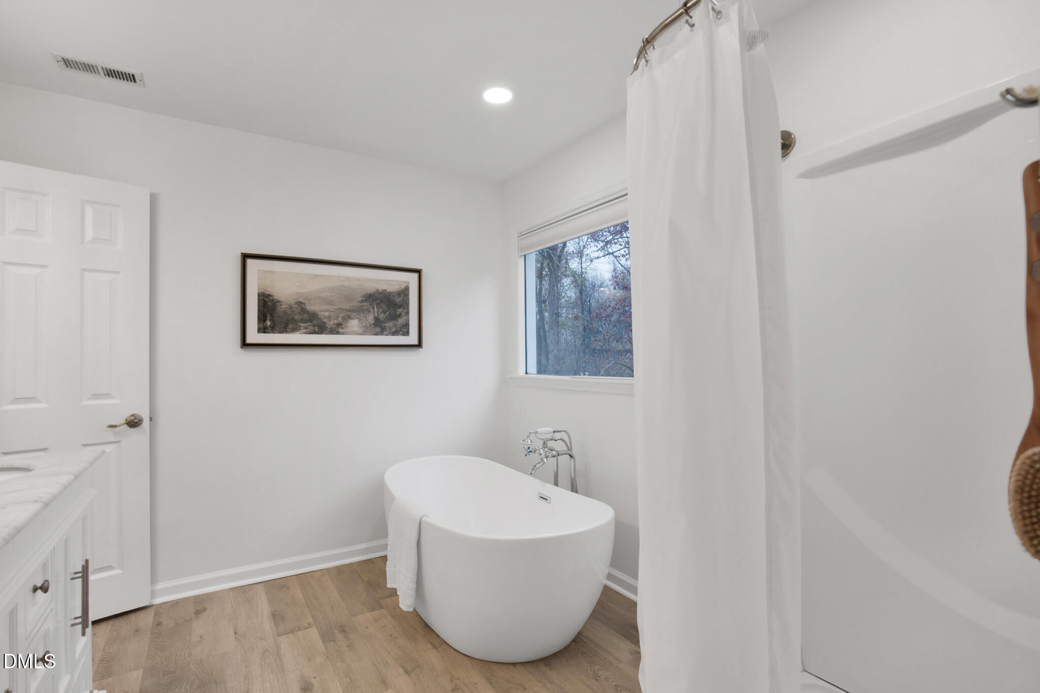 5315 Oakbrook Drive Durham, NC 27713 - Photo 24 of 49 5315oakbrookinteriors-28