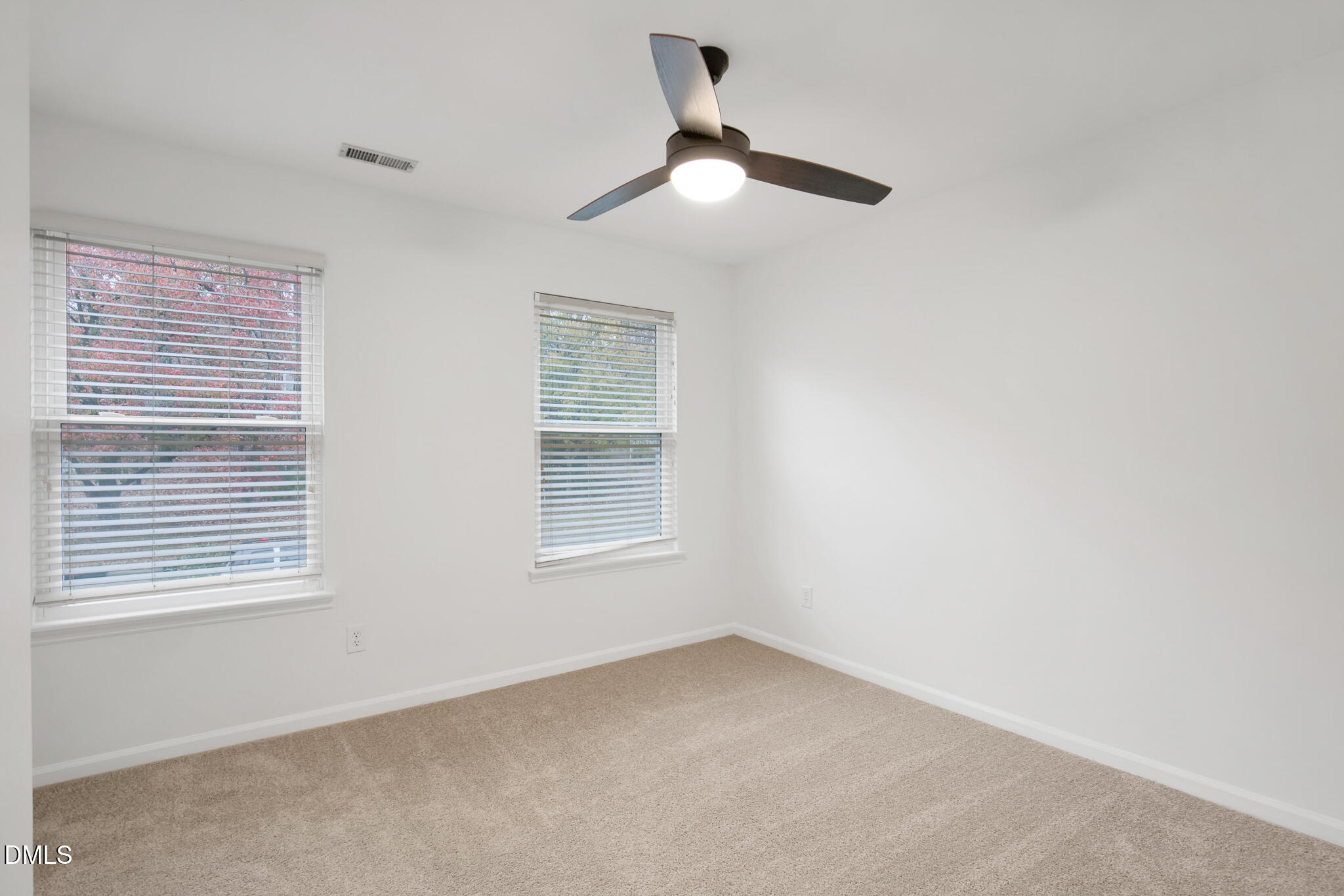 5315 Oakbrook Drive Durham, NC 27713 - Photo 29 of 49 5315oakbrookinteriors-34