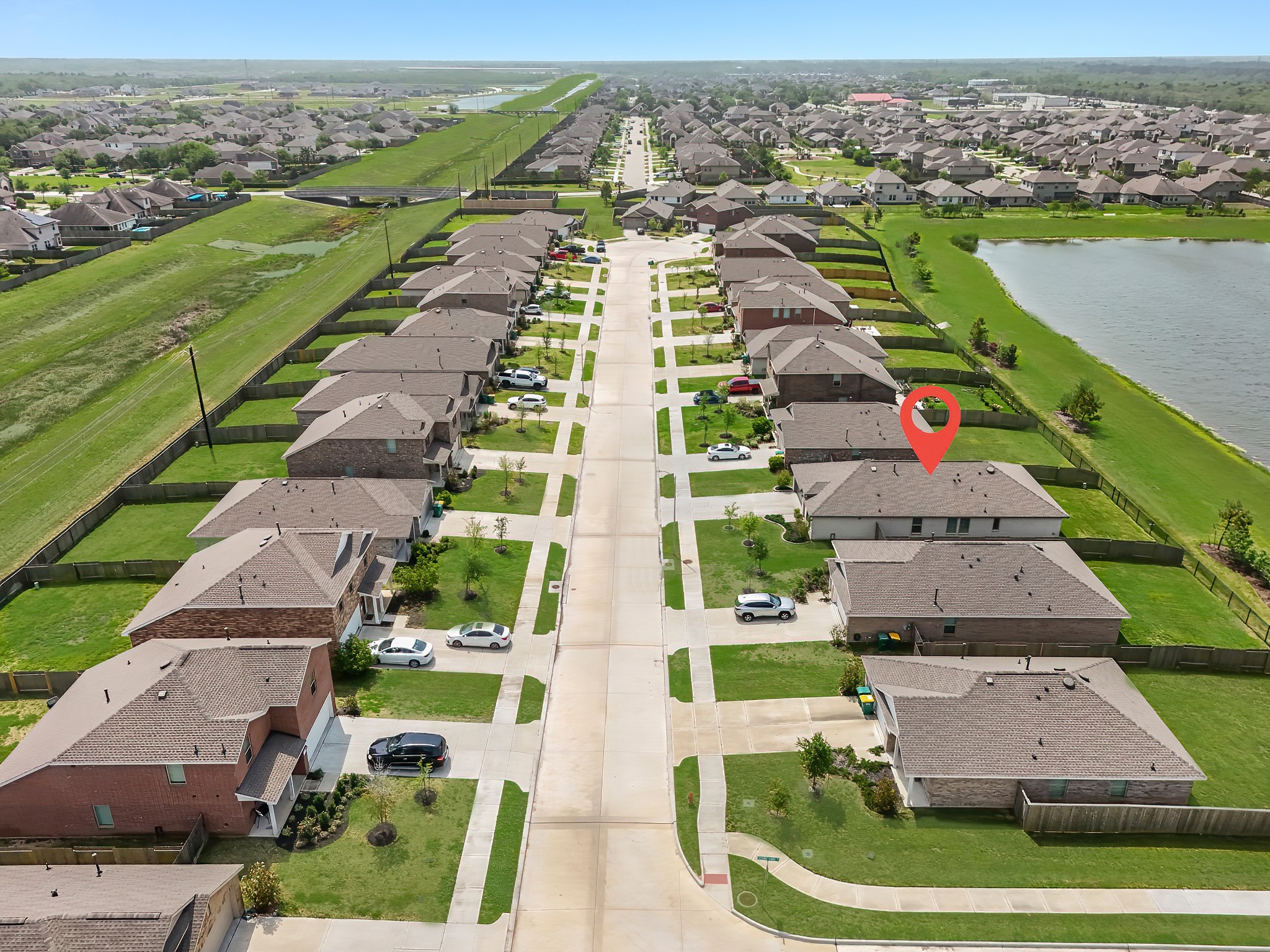 444 Maple Bend Lane La Marque, TX 77568 - Photo 31 of 32 an aerial view of a city