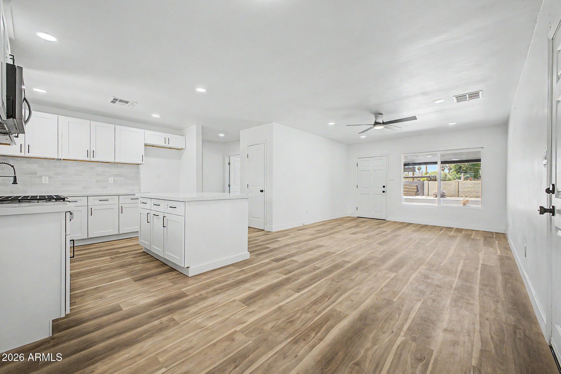 4437 East Almeria Road Phoenix, AZ 85008 - Photo 12 of 28