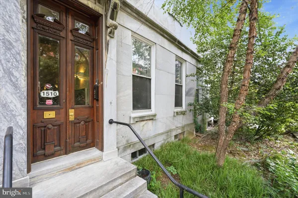 $2,300 | 1510 Green Street, Unit 1F, Philadelphia, PA 19130