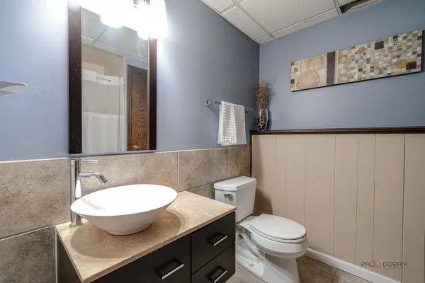 $499,000 | 125 Deerpath Drive, Vernon Hills, IL 60061