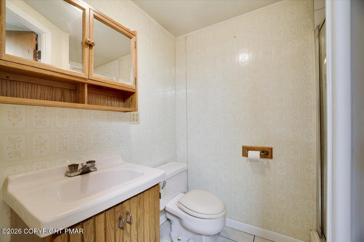 863 Interchange Road Kunkletown, PA 18058 - Photo 25 of 31 Bathroom