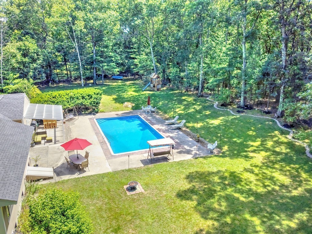 386 High Plain Road Andover, MA 01810 - Photo 3 of 30