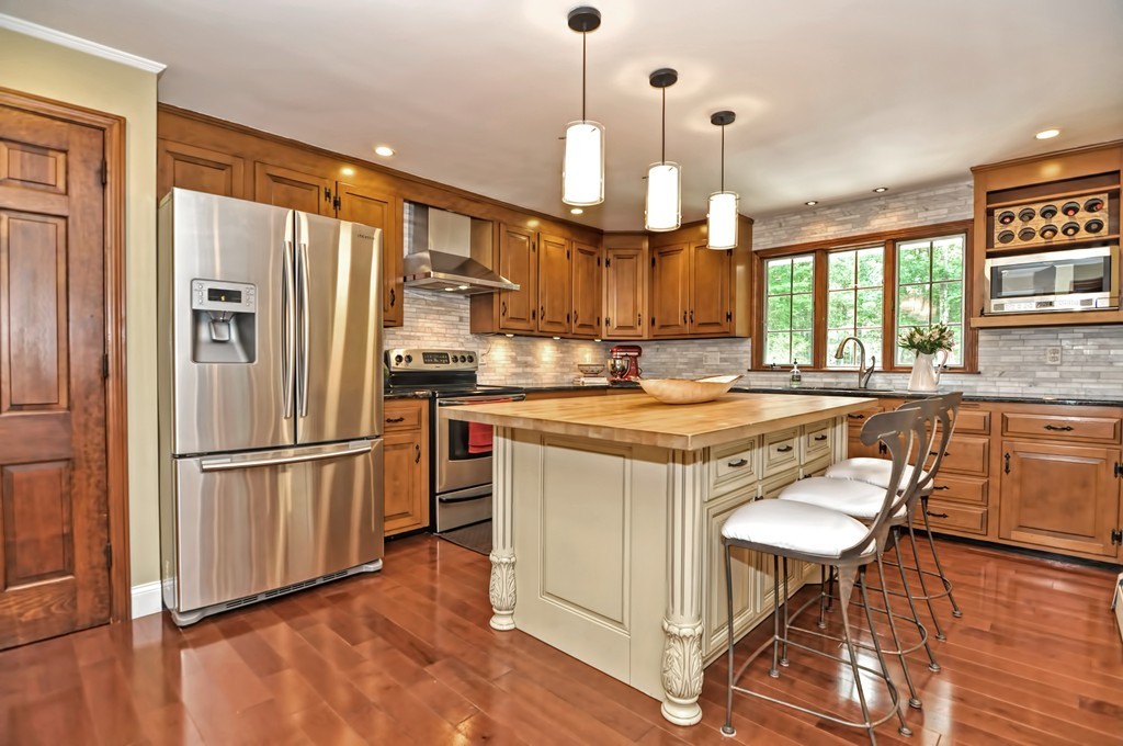 386 High Plain Road Andover, MA 01810 - Photo 7 of 30