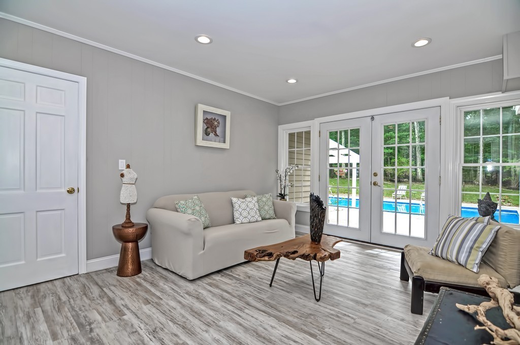 386 High Plain Road Andover, MA 01810 - Photo 9 of 30