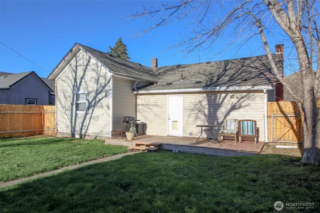 $140,000 | 502 Tucannon Street, Starbuck, WA 99359