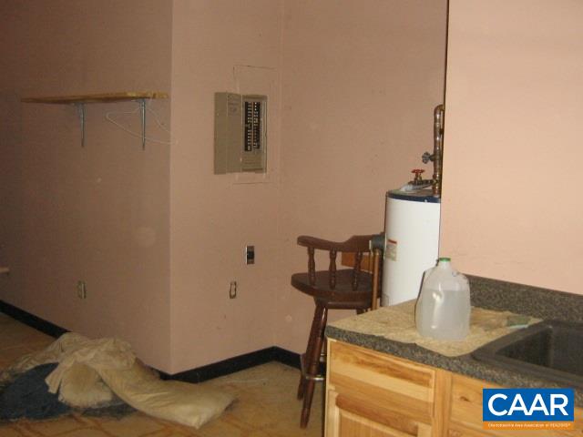 2997 Slate Hill Road New Canton, VA 23123 - Photo 5 of 14 Gallery Image 5