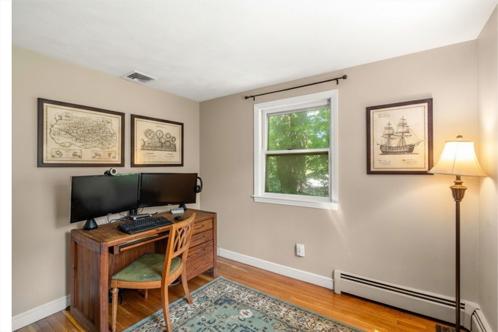 258 Edgell Road Framingham, MA 01701 - Photo 9 of 22