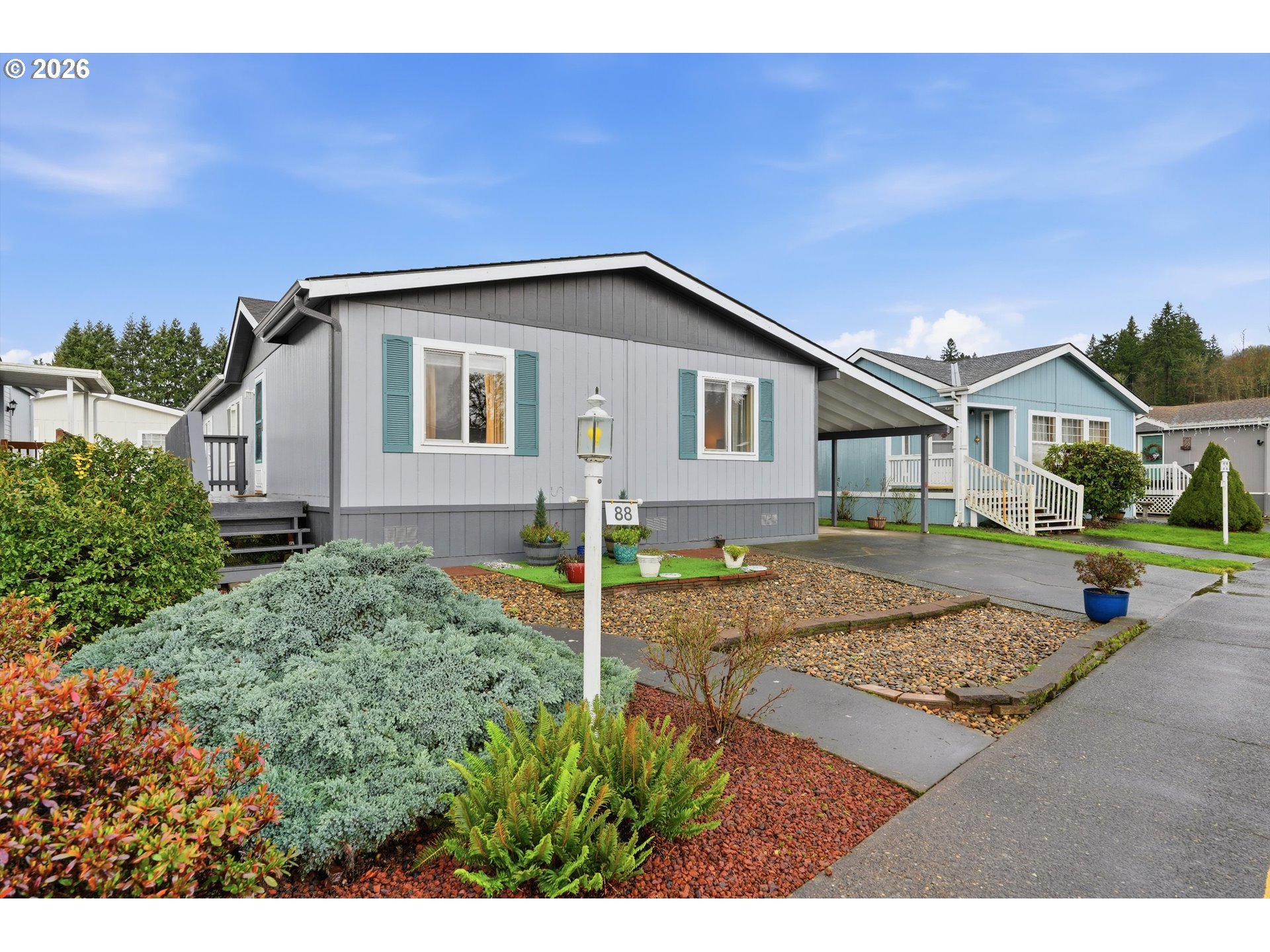 a house view with a outdoor space