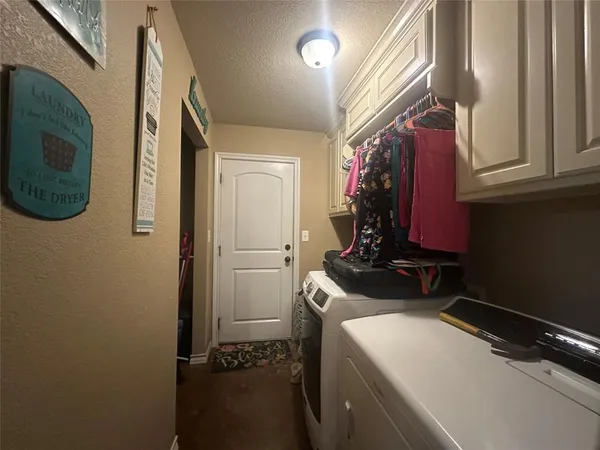 $430,000 | 1550 3 Skillet Road, Springtown, TX 76082