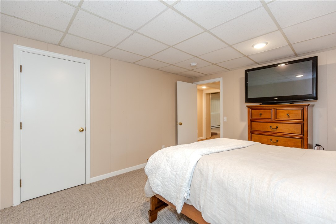 4 Clark Road Smithfield, RI 02917 - Photo 33 of 50