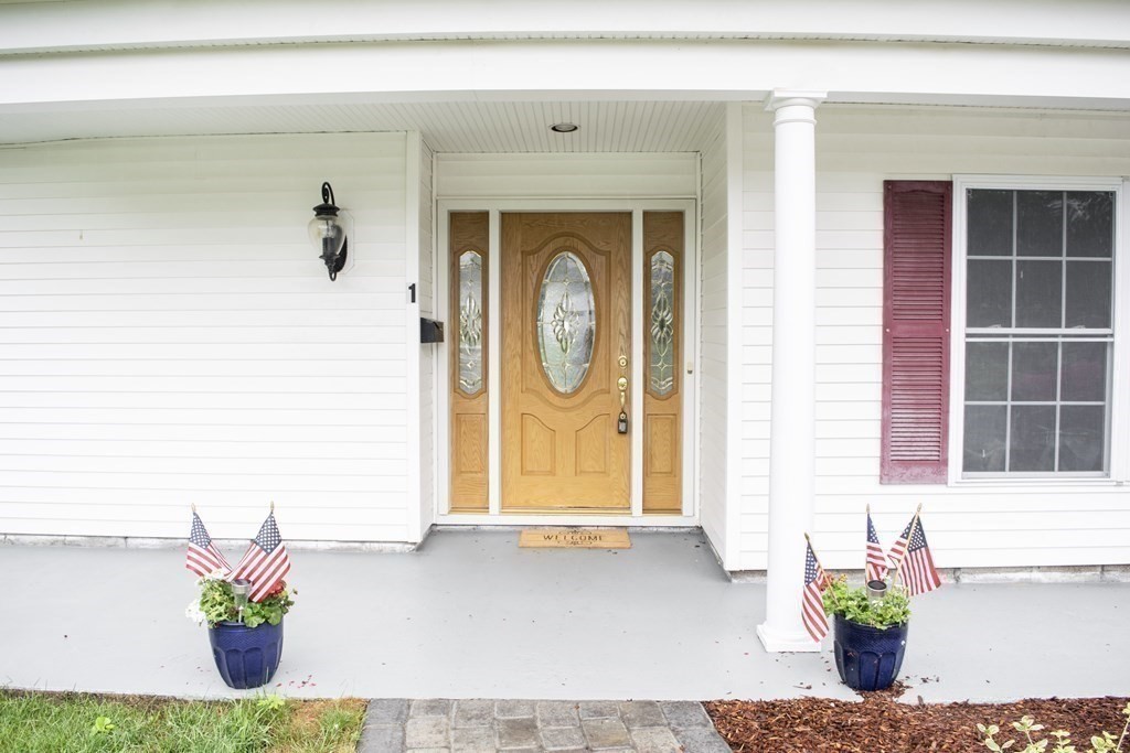 1 Norwich Road Danvers, MA 01923 - Photo 3 of 27 Gallery Image 3