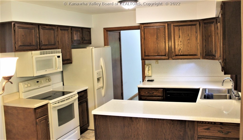 4265 16th St Road Huntington, WV 25701 - Photo 8 of 14 Gallery Image 8