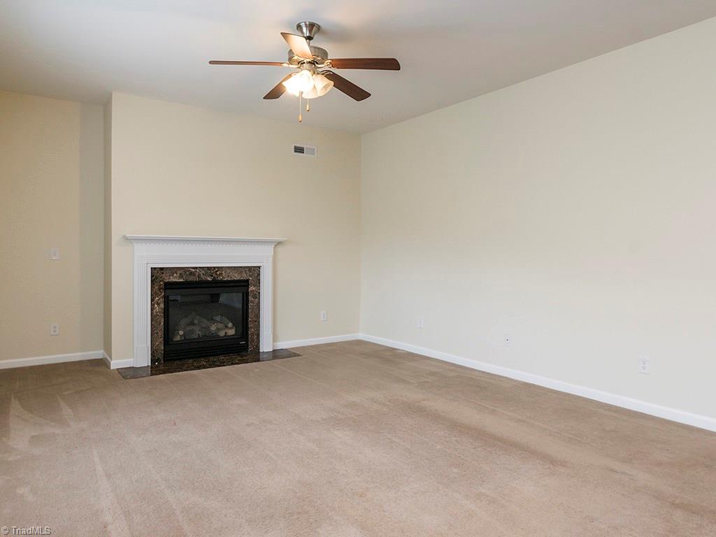 3709 Lexham Court High Point, NC 27265 - Photo 14 of 30 Large Family room