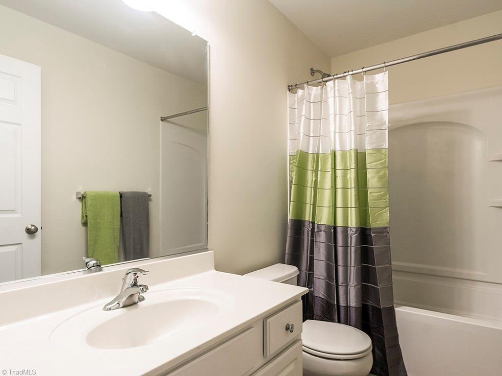 3709 Lexham Court High Point, NC 27265 - Photo 22 of 30 Hall Bath