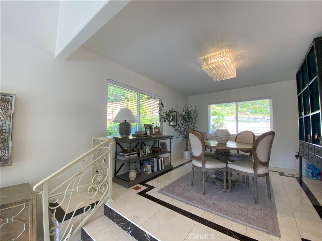 60 Upper Lake Road Thousand Oaks, CA 91361 - Photo 11 of 75