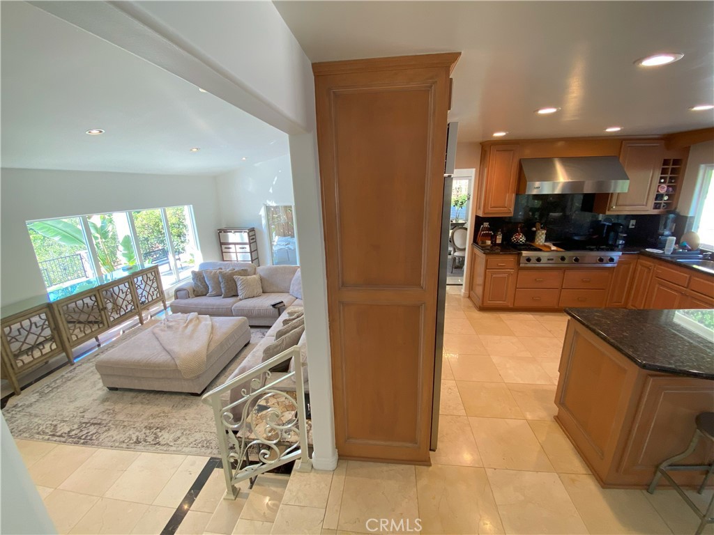 60 Upper Lake Road Thousand Oaks, CA 91361 - Photo 14 of 75