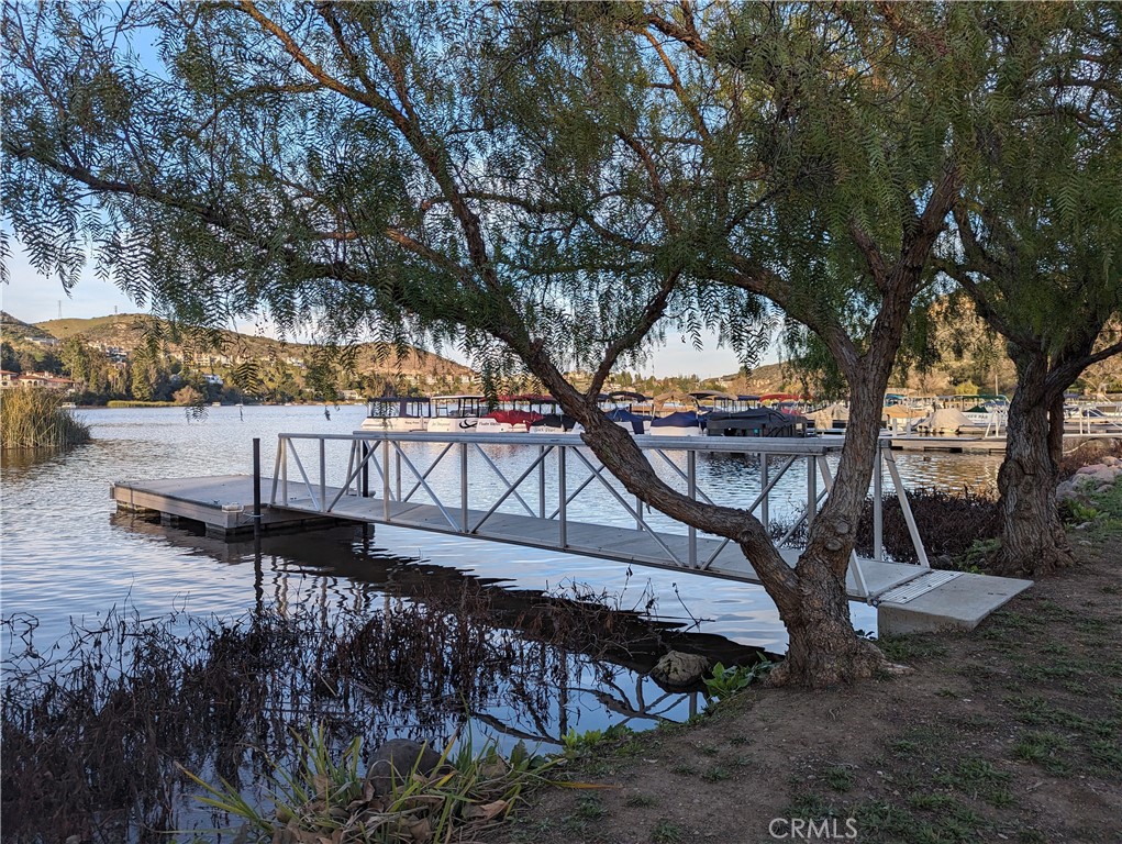 60 Upper Lake Road Thousand Oaks, CA 91361 - Photo 56 of 75 Private Boat Dock