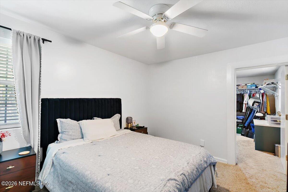 560 Mandalay Road Jacksonville, FL 32216 - Photo 13 of 27 12-Primary Bedroom