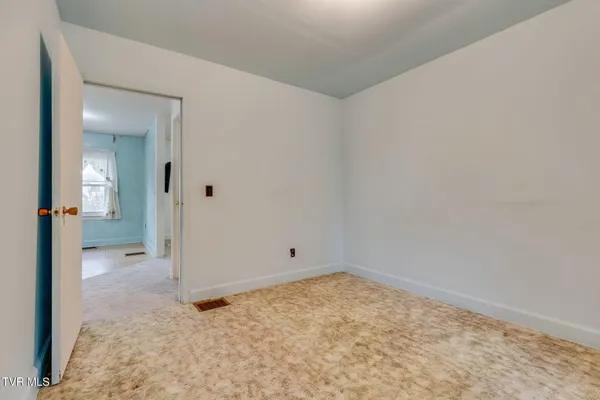 $165,000 | 286 Wilmeth Street, Weber City, VA 24290