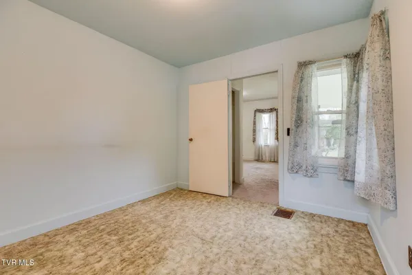 $165,000 | 286 Wilmeth Street, Weber City, VA 24290