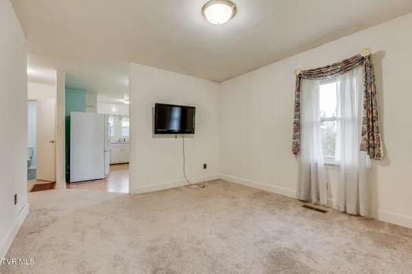 $165,000 | 286 Wilmeth Street, Weber City, VA 24290